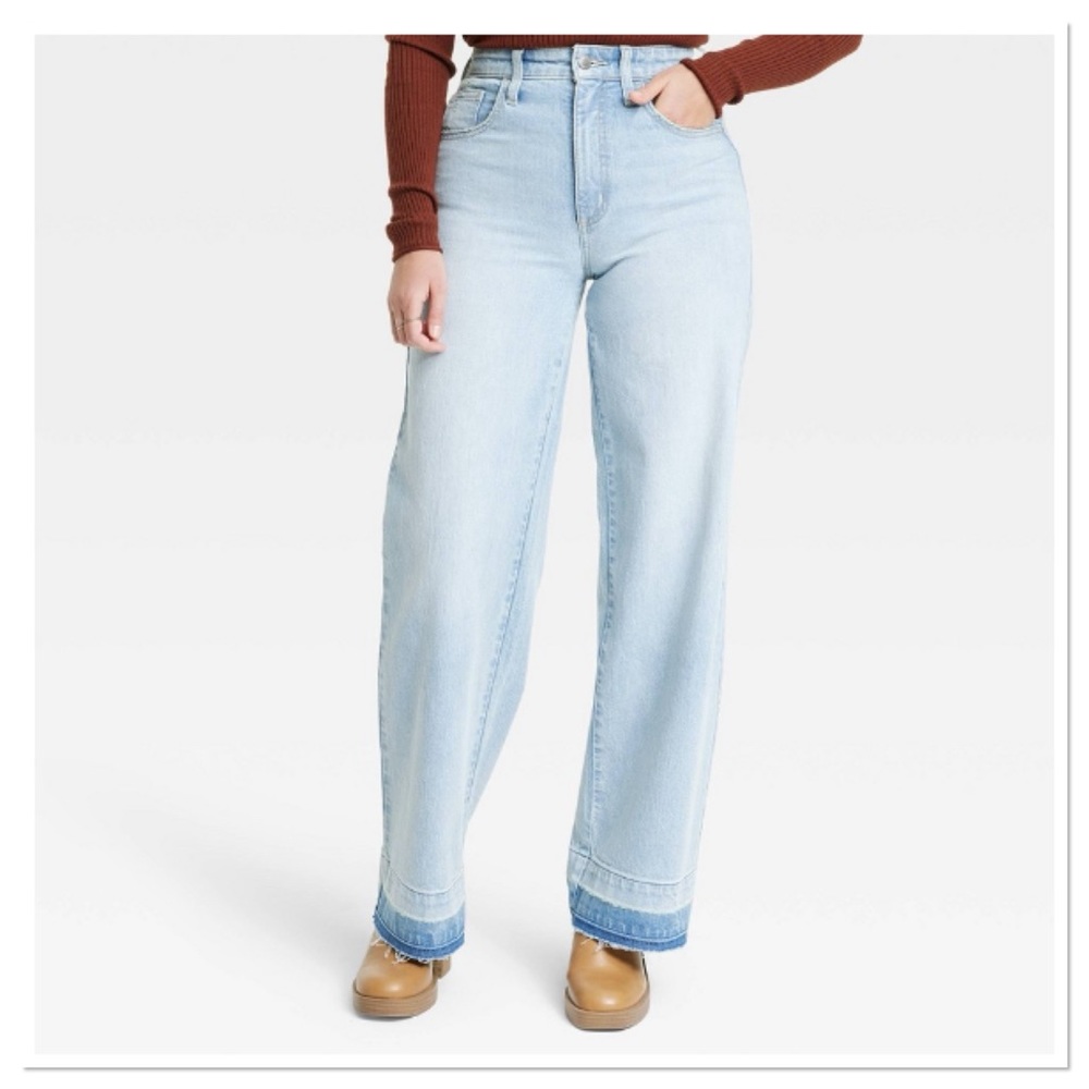 Women’s High-Rise Wide Leg Jeans Universal Thread Light Wash